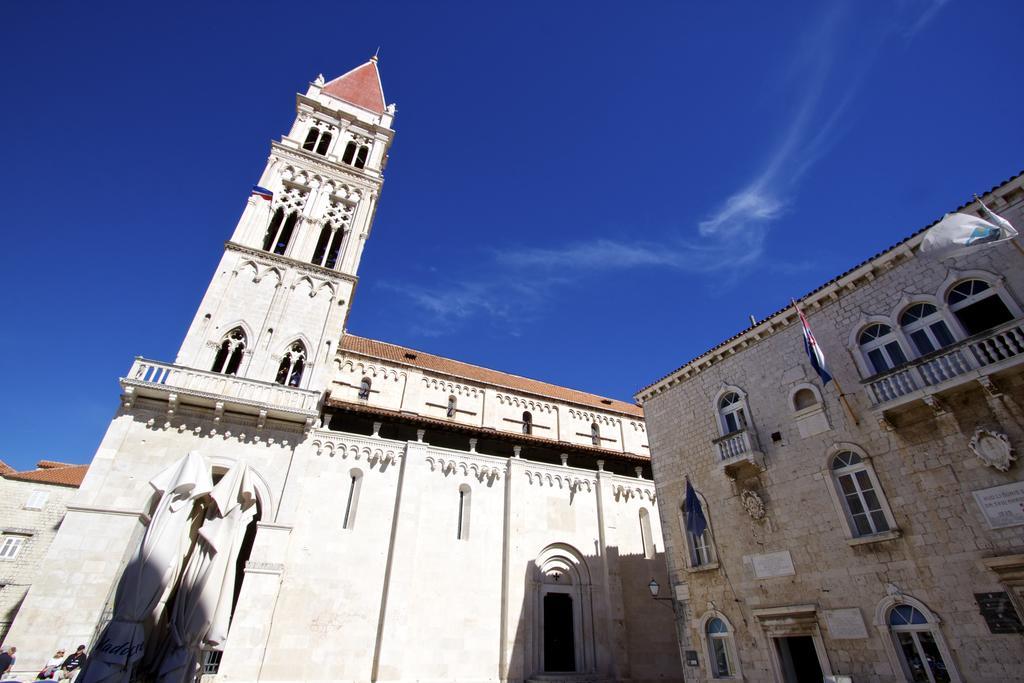 Apartment Fabijanko Oldtown Trogir Exteriör bild